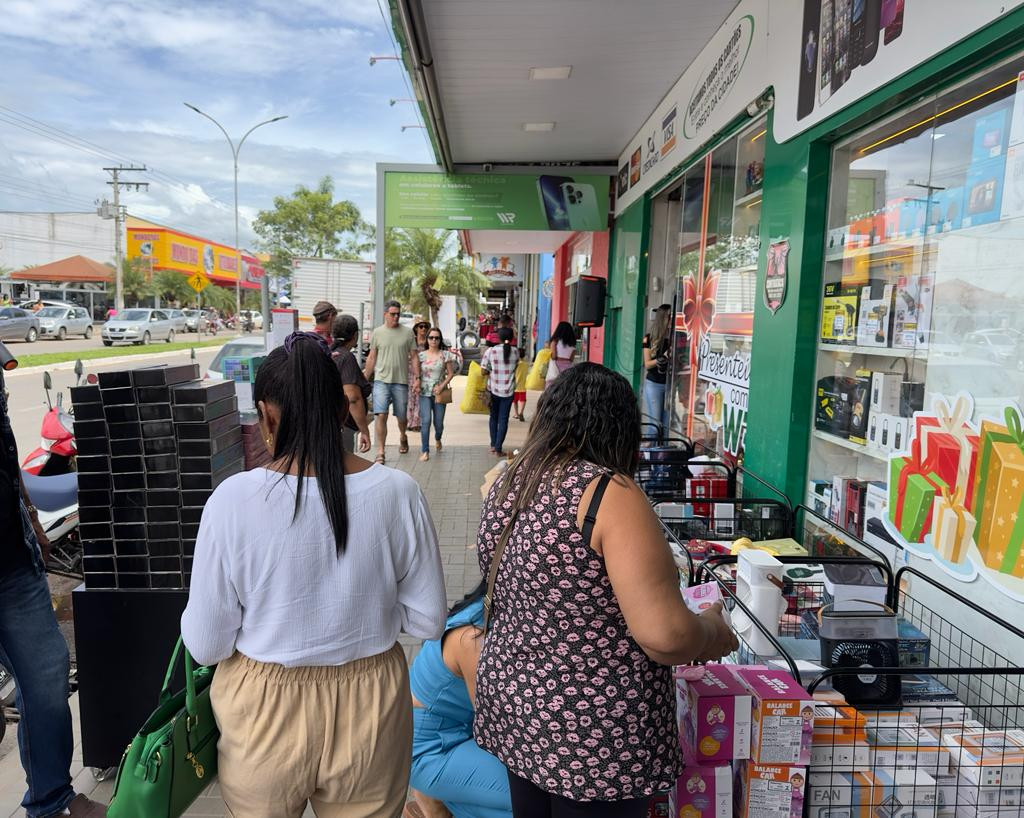 Comércio de Goianésia aposta em compras de última hora para elevar as vendas neste Natal